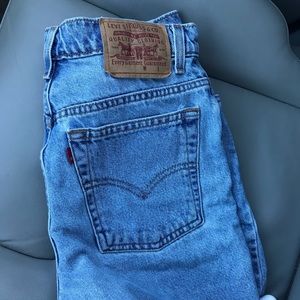 Vintage Levi’s denim shorts